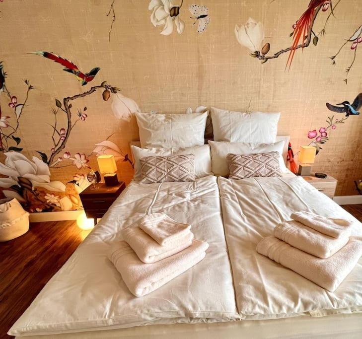 Bali Home Stylische Wohnung Mit Terrasse Schönefeld Exterior foto